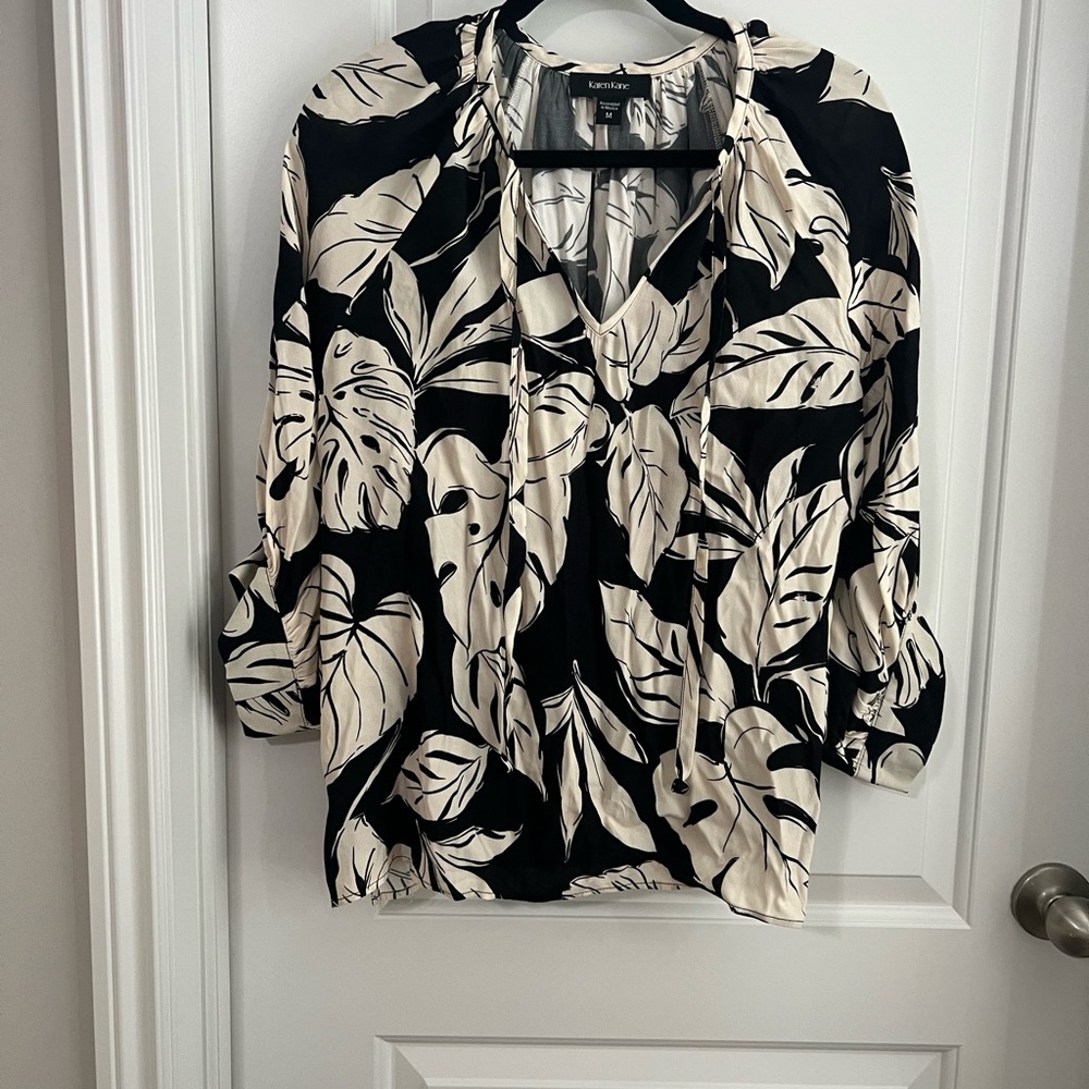 Karen Kane Monochrome Leaf Print Blouse